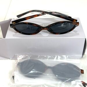 Stylish Tortoise Shell Sunglasses
